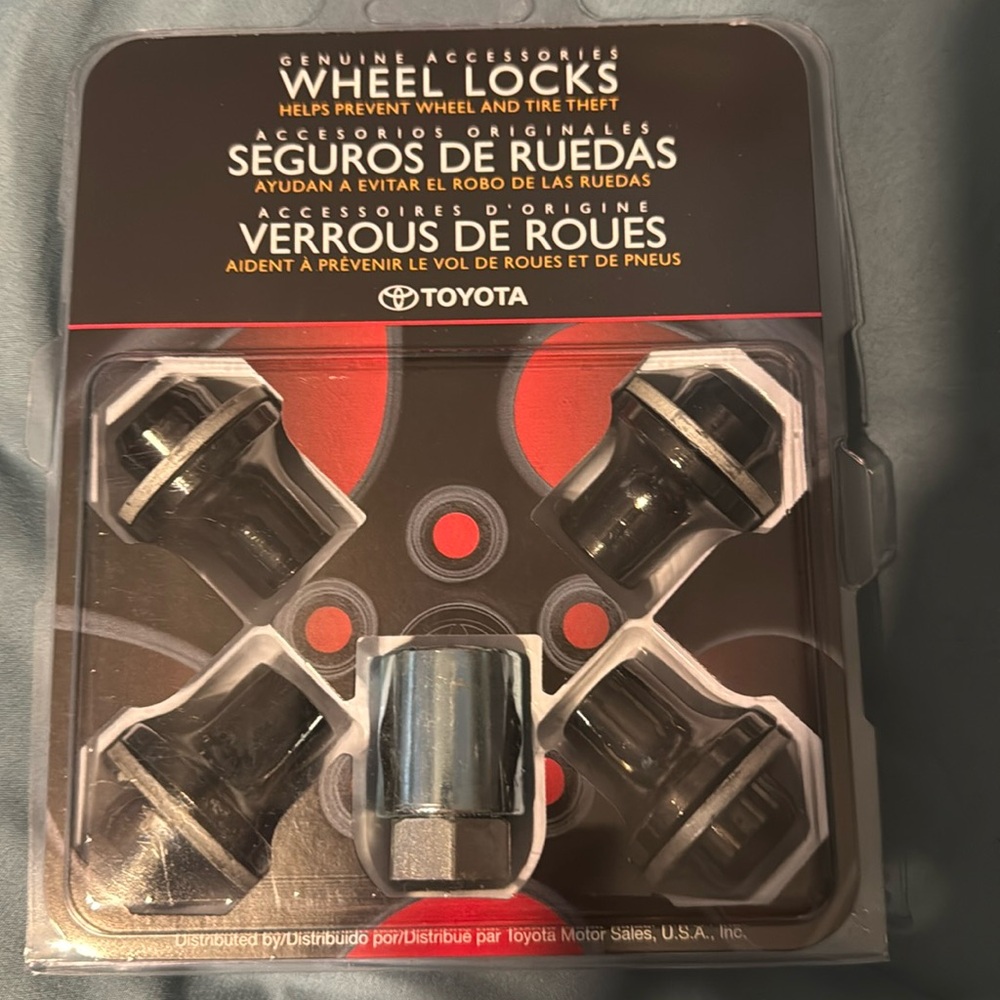 Toyota genuine wheel locks